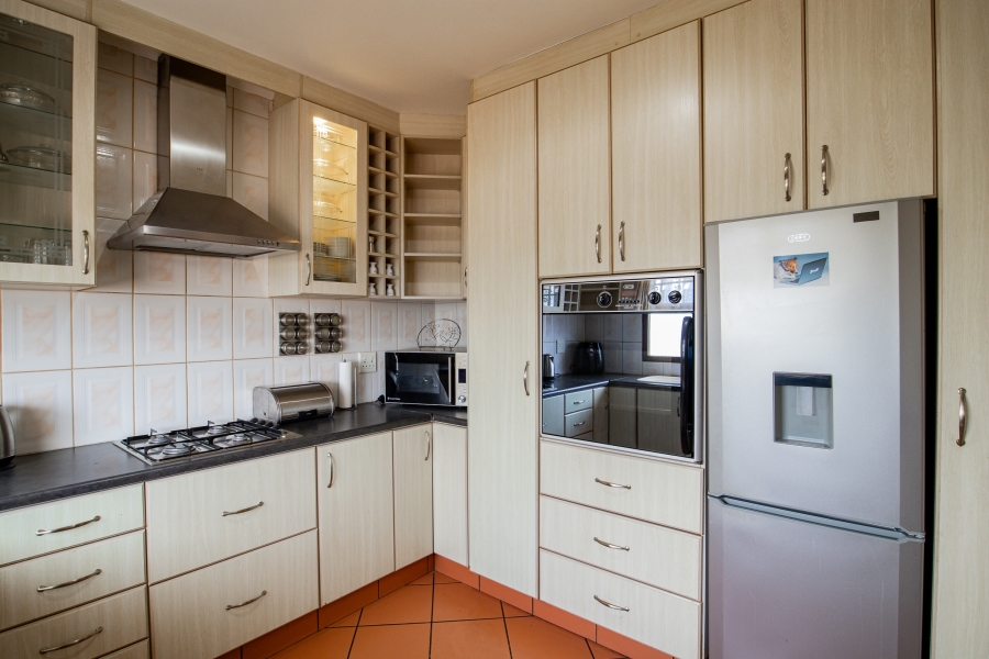 To Let 2 Bedroom Property for Rent in Claremont Western Cape